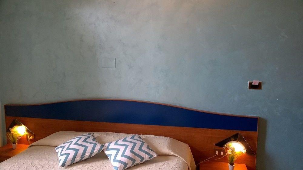 La Hotel