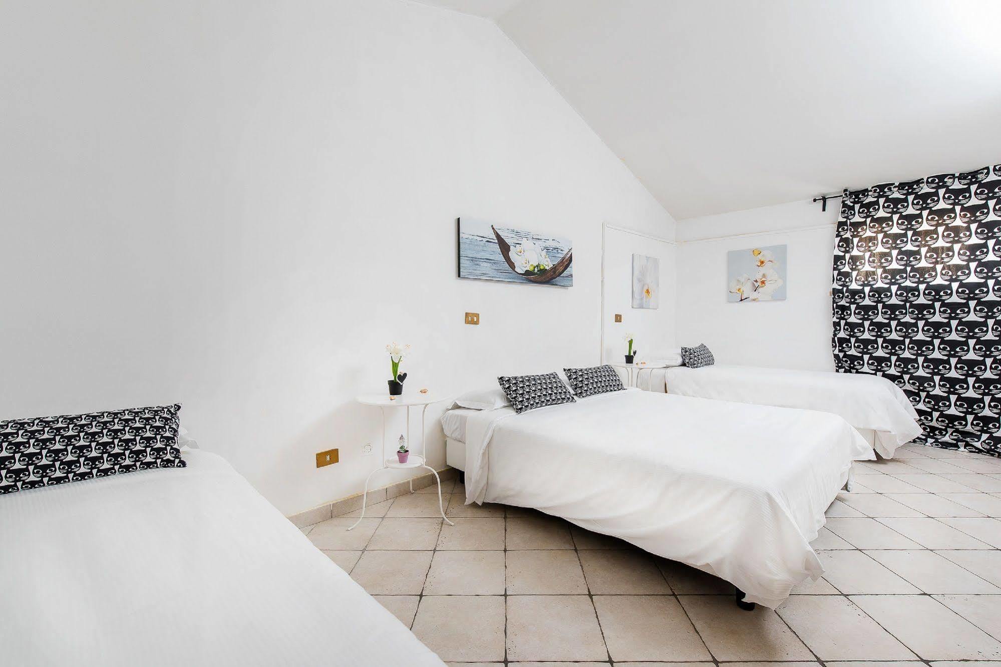 La Hotel Fiumicino